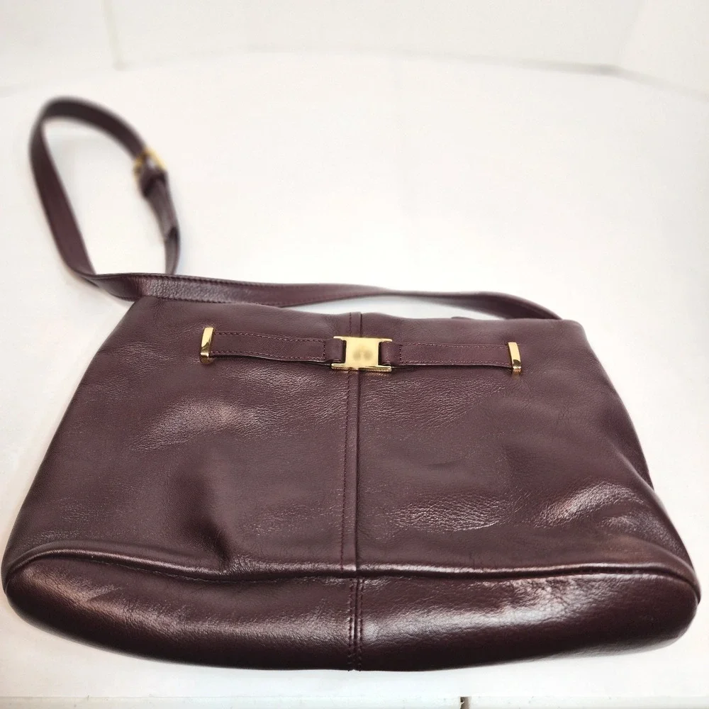 Etienne Aigner Burgundy Leather Crossbody Bag Gold Hardware Vintage Style